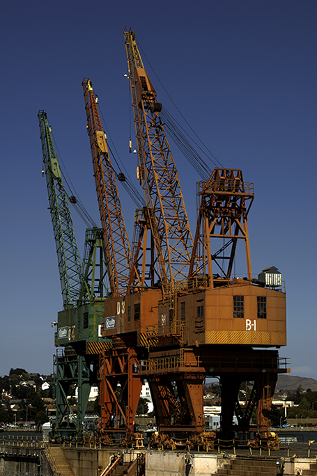 3 large Cranes